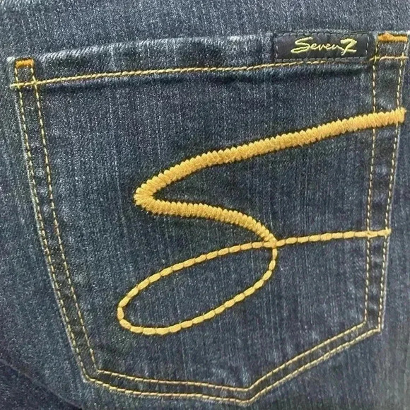 Seven 7 Dark Wash Flare Jeans Size 32 - Picture 3 of 5